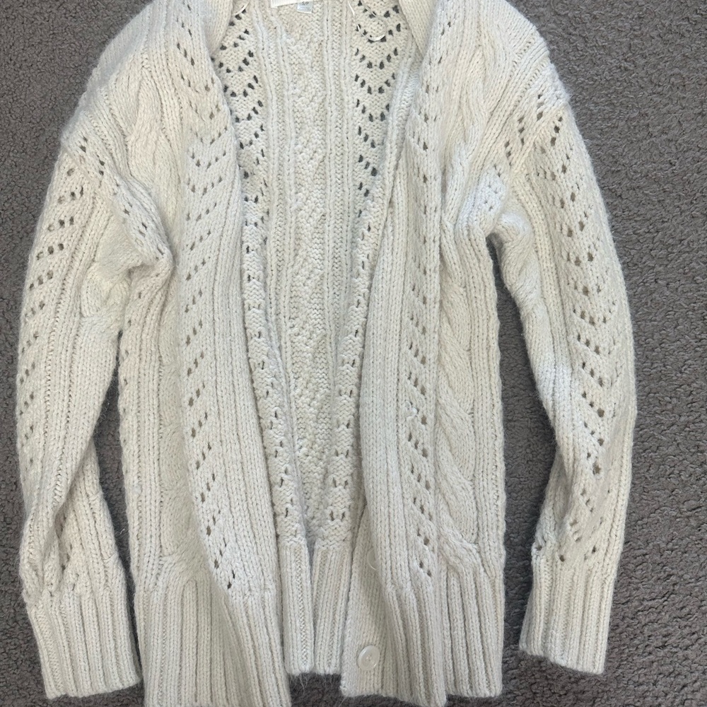 Chelsea & Theodore Cream Cable Knit Cardigan